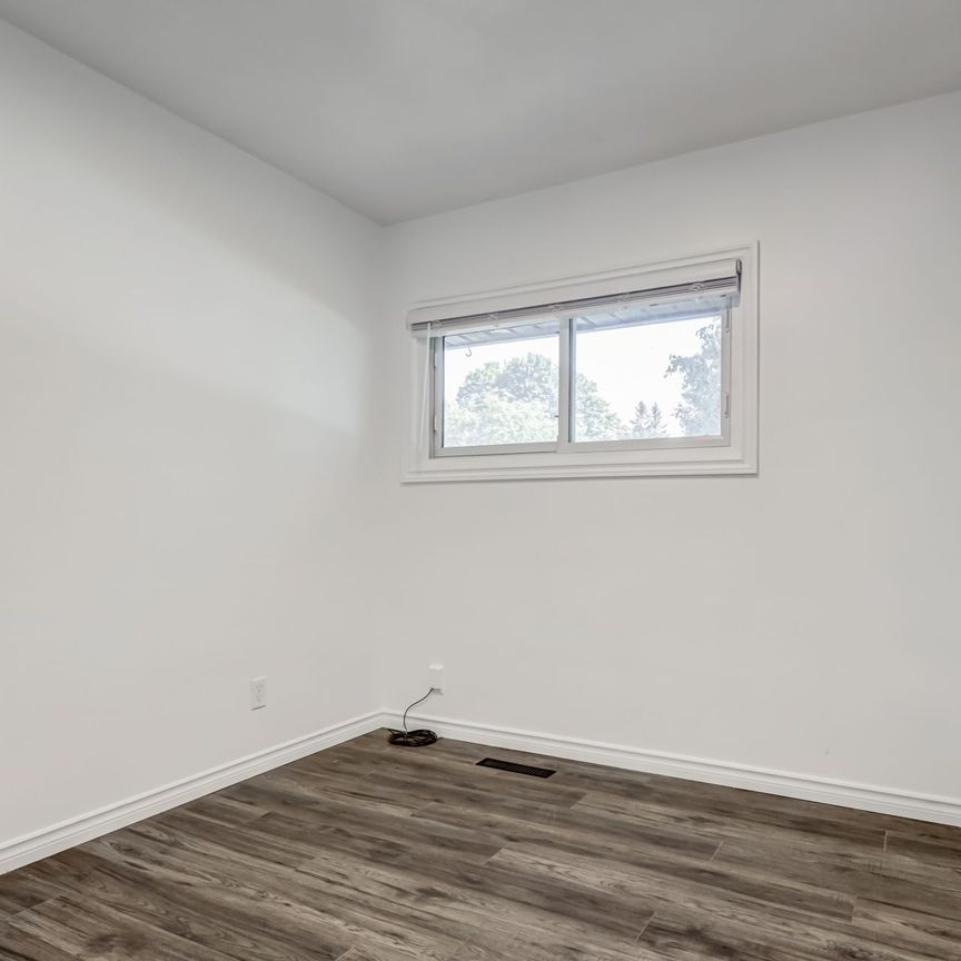 For Lease - 130 North Street, Orillia, Ontario - Photo 1