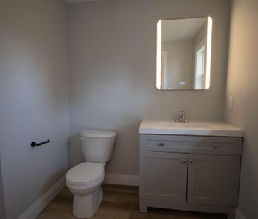 For Lease - 539 Woodlawn Road Unit# 3, Welland, Ontario - Photo 3