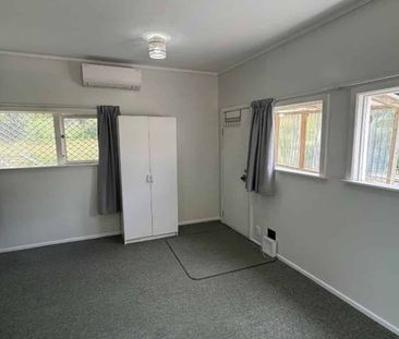 One bedroom rural oasis - Photo 2