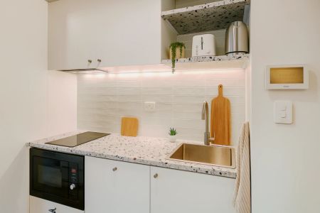 Premium Plus Studio Apartment with Balcony - Photo 4