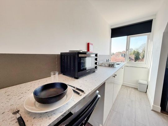 Studio to rent - Photo 1