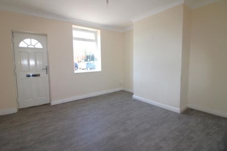 2 bedroom house to rent - Photo 3