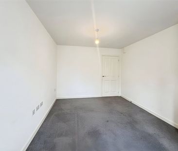 2 bedroom house to rent Sparrowhawk Crescent, Wootton, Northampton,... - Photo 6