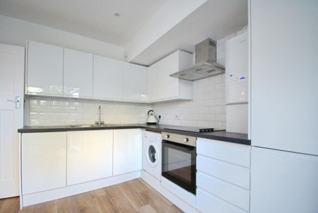 2 bedroom maisonette to rent - Photo 3