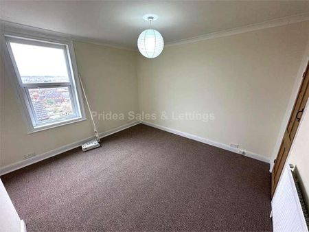 Lindum Avenue, Lincoln, LN2 - Photo 3