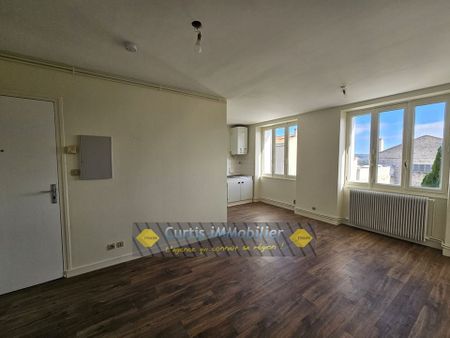 : Appartement 33 m² à SAINT JUST MALMONT - Photo 5