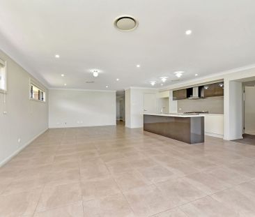 Step into This Home and You Will Appreciate the Size&excl; - Photo 3