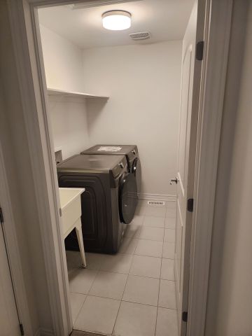 For Lease - 270 Turnbuckle Crescent, Barrhaven, Ontario - Photo 4