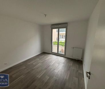Location Appartement 4 pièces 77m² CREIL 60100 - Photo 3
