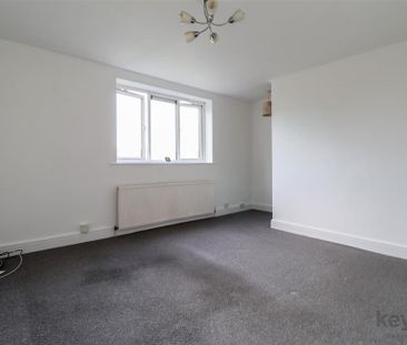 3 bedroom penthouse to rent - Photo 5