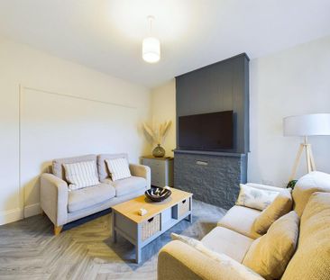 4 bedroom detached house to rent - Photo 1