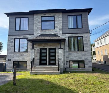 Beau 5 1/2 1er juillet, 1995$/mois, Terrebonne Chemin Saint-Charles - Photo 1