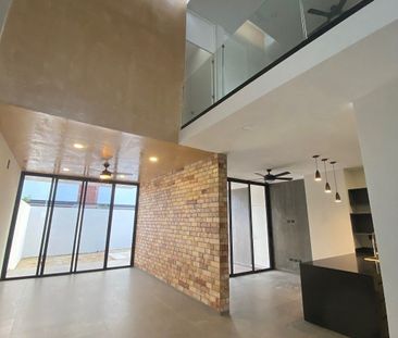 Casa con paneles solares en venta o renta en Privada cercana a la M... - Photo 2