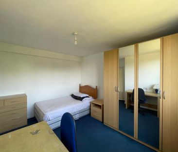 1 bedroom house of multiple occupation to rent - Photo 1