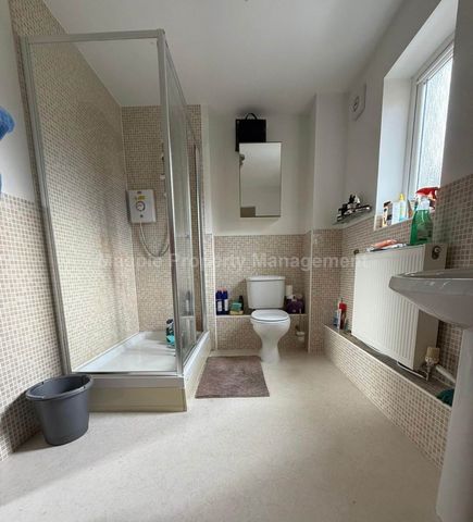 Price £1,250 pcm - Available 16/01/2026 - Unfurnished - Photo 4