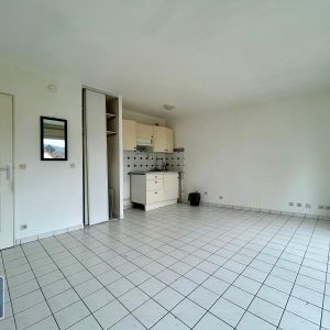 Location Appartement 1 pièce 28m² VIROFLAY 78220 - Photo 2