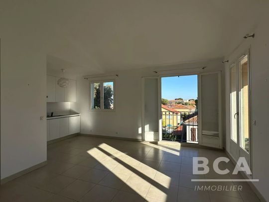 Location Appartement 3 pièces 70m² ST JEAN CAP FERRAT 06230 - Photo 1