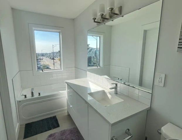 Private Masters Bedroom for Rent — 1 Bedroom Room For Rent - Photo 1