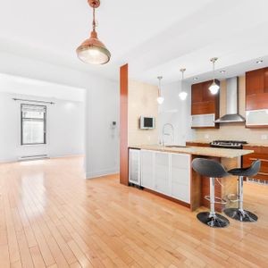 🏡 À LOUER – SUPERBE CONDO 4 ½ MODERNE - Photo 2