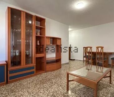 Alquiler de piso en Calle Turquesa - Photo 3