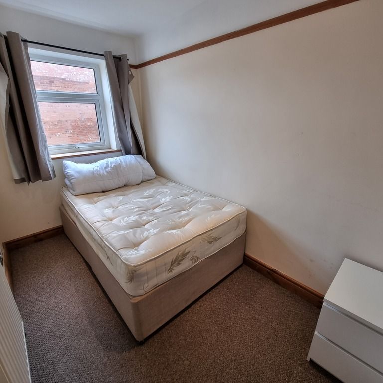 3 Bed Student Accommodation - Photo 1