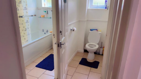 1 bedroom in a house share to rent - Photo 5