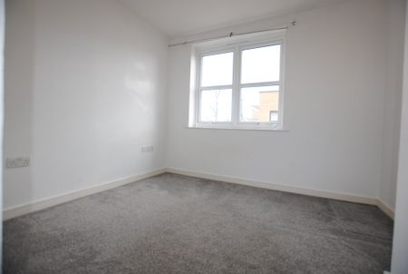 Courtyard Mews, GREENHITHE, London - Photo 2