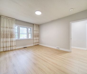 For Lease - 82 Oxford Street Unit# Main, Richmond Hill, Ontario - Photo 5