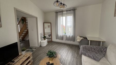 Location Appartement 2 pièces 45m² REMIREMONT 88200 - Photo 2