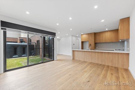 2/5 Bonar Street, Heidelberg Heights - Photo 4