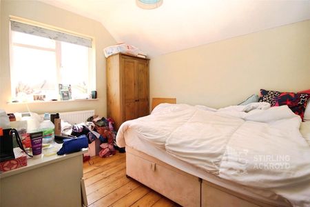 Aldershot Road, Guildford, Surrey, GU2 8AE - Photo 3