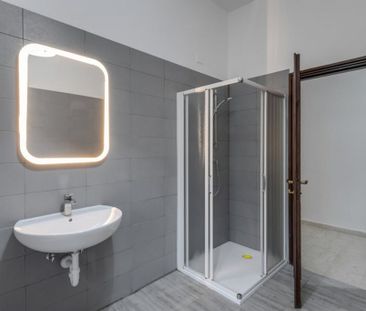 Via Curtatone, Milan, Lombardy 20122 - Photo 4