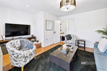 3 bedroom terraced house to rent - Photo 3