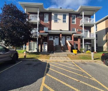 Nice And Large 2 Beds/ Beau Et Grand 2CC - Photo 1