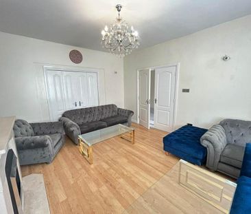 5 bedroom house to rent - Photo 3