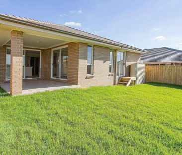 Brand New Family Home - Photo 4