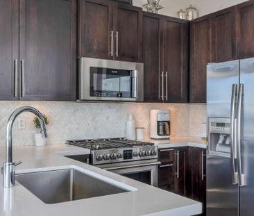 Ocean View Corner Lot Custom Home 2 bedrooms/3 bathrooms - Photo 6