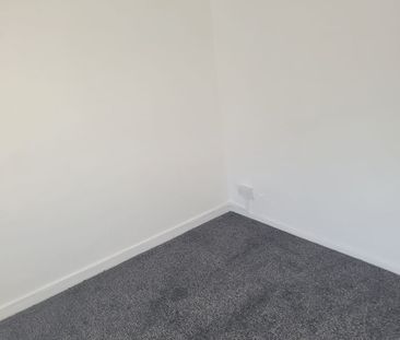 2 Bed Flat, Culworth Court, CV6 - Photo 4