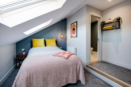 6 bedroom house of multiple occupation to rent - Photo 4