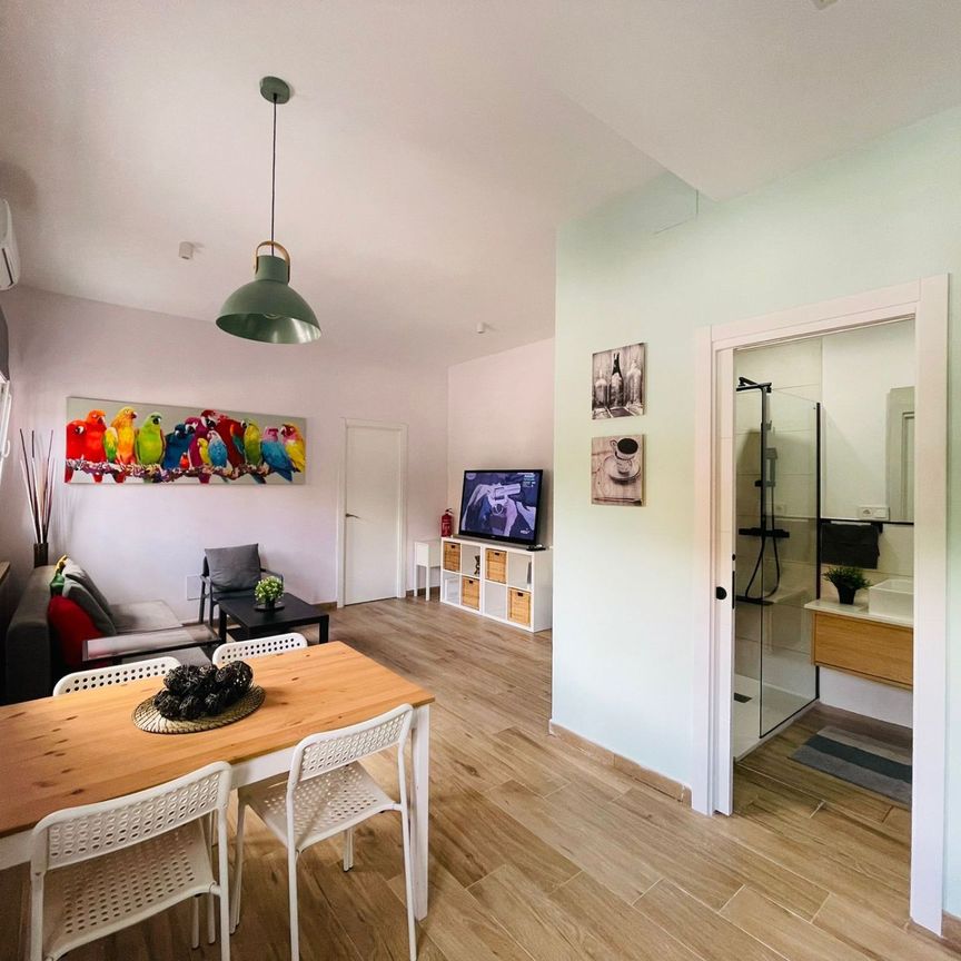 Piso de alquiler en Calle Aeronave, Timón - Photo 1