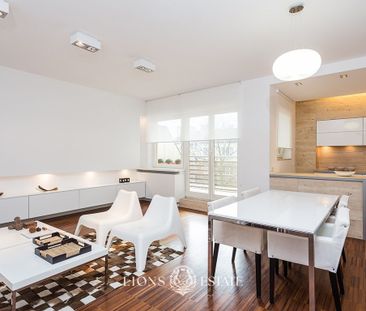 Warszawa, Śródmieście, Śródmieście Solec, Czerniakowska - Zdjęcie 1