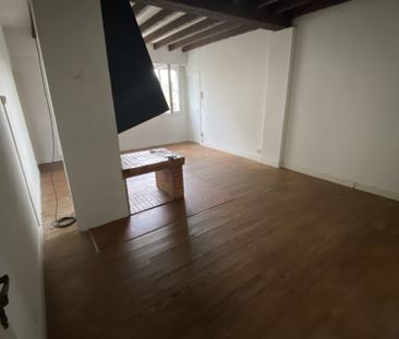 Location Appartement 4 pièces 92m² PAREMPUYRE 33290 - Photo 1