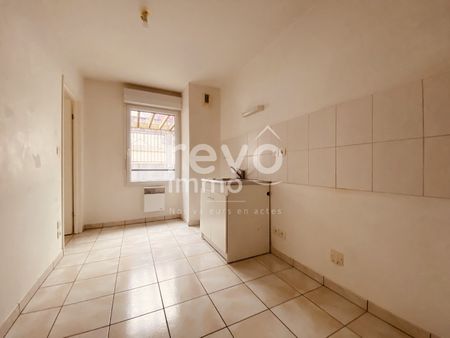 Location Appartement 4 pièces 75m² ANGERS 49100 - Photo 2