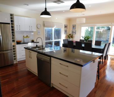 Beautiful family home - Photo 5