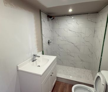 For Lease - 52 Watercliffe Road Unit# Lower 1, Toronto, Ontario - Photo 3
