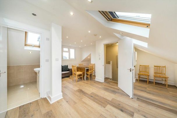 Crouch End Hill, Crouch End, N8 - Photo 1