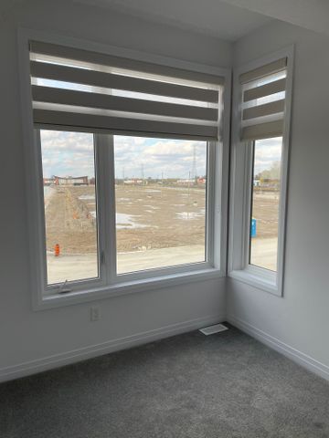 For Lease - 913 Douro Street, Stratford, Ontario - Photo 4