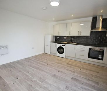 1 bedroom apartment to rent - Photo 2