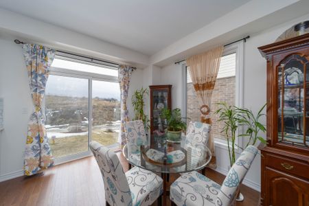 For Lease - 80 Phoenix Boulevard, Barrie, Ontario - Photo 4
