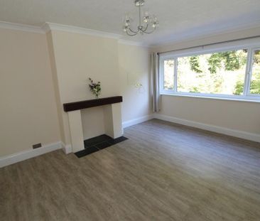 4 bedroom semi-detached house to rent - Photo 1